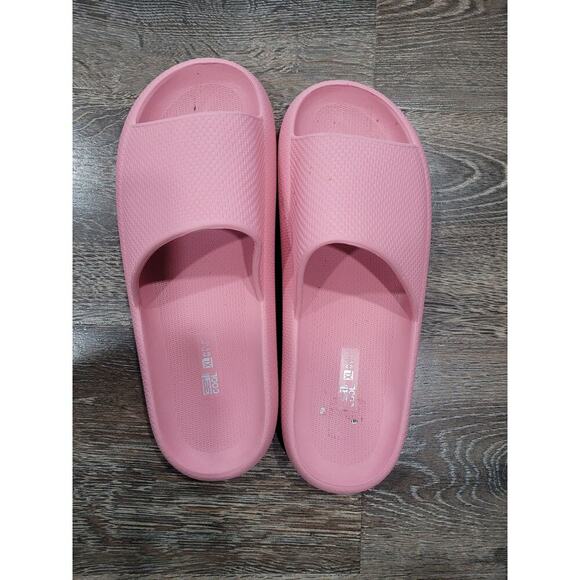 Pink 32 degrees‎ Women's Slides Sandals size 11 #1 - Picture 1 of 5
